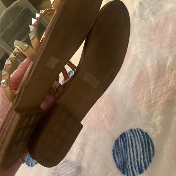 Tan leather sandals with silver studs size 8.5 - Picture 5 of 8